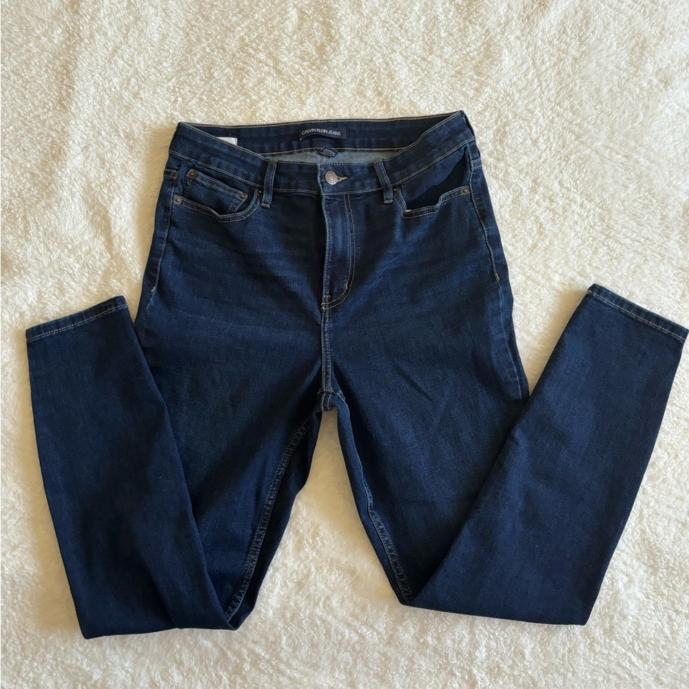 Calvin Klein Women’s dark wash jeans